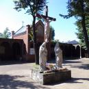 Piekary Śląskie - krzyż na terenie zespołu Bazyliki